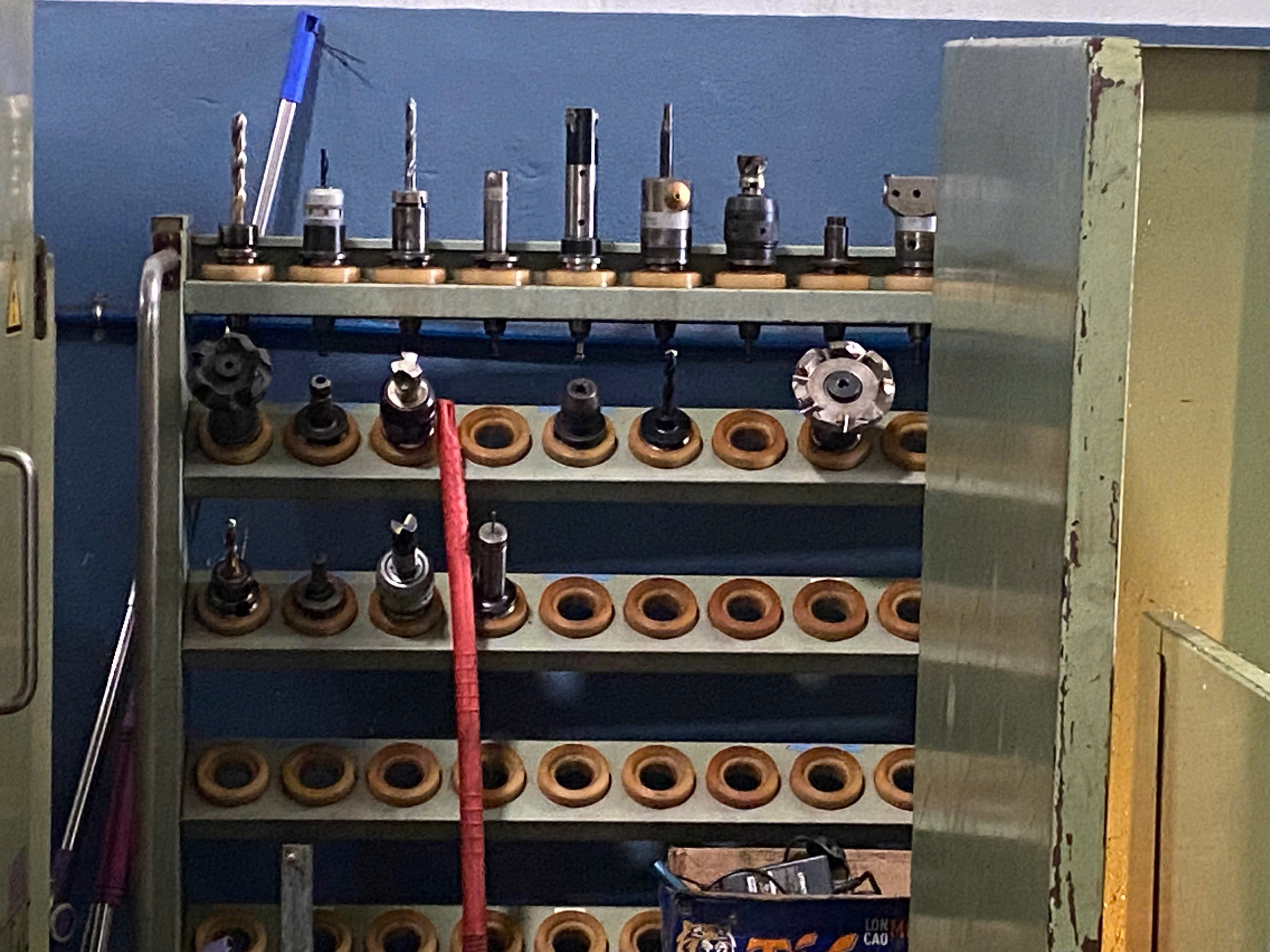 Tool rack 6.jpg